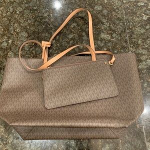 Michael Kors MK Hayley Signature Hand Bag Tote Leather Purse w/ Wallet Set